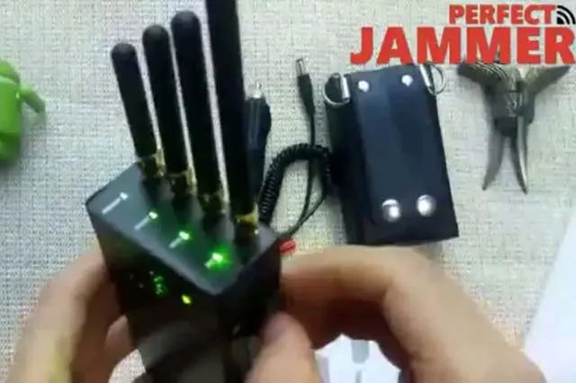 Handheld 4 Bands GSM Jammer