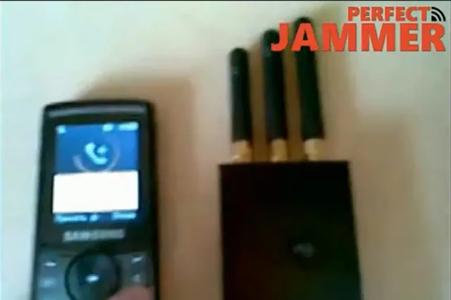 GSM 3G GPS WiFi Signals Mini Portable Jammer